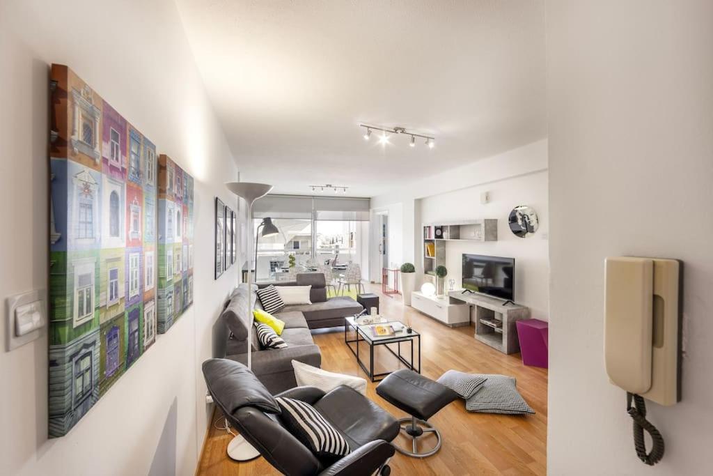 Luxurious Bright & Stylish 2Br With Office In Nicosia Lägenhet Exteriör bild