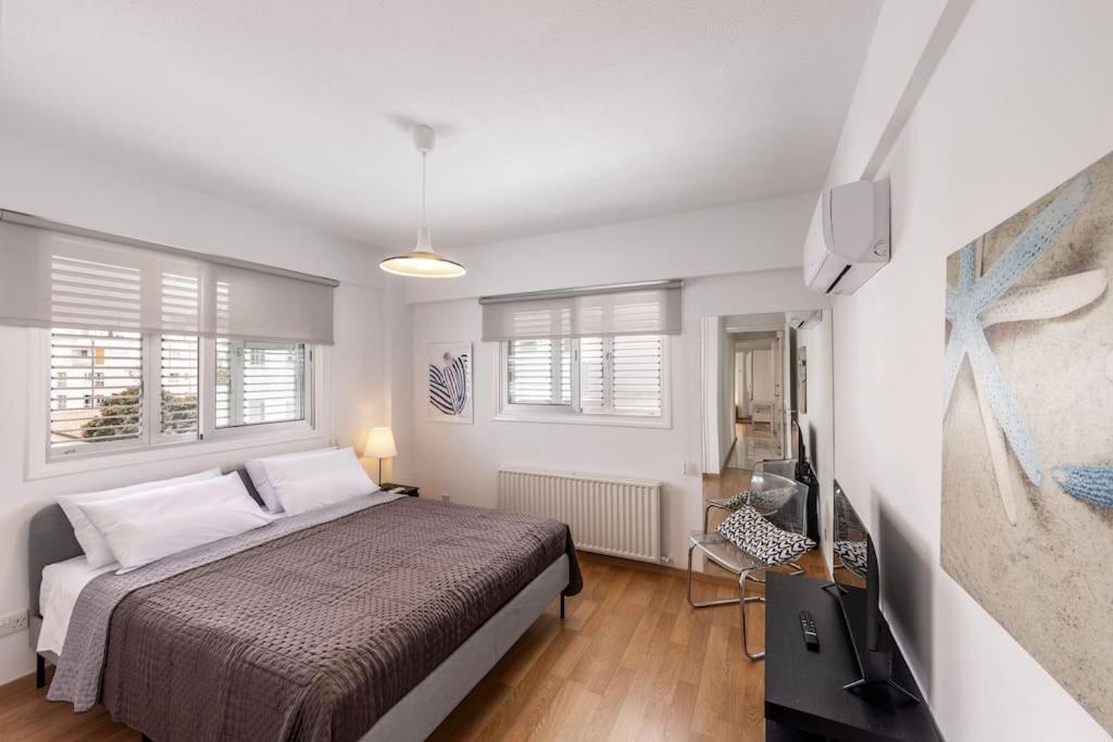 Luxurious Bright & Stylish 2Br With Office In Nicosia Lägenhet Exteriör bild